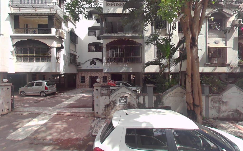 RAJ PALACE Apartment-Ghod Dod Road