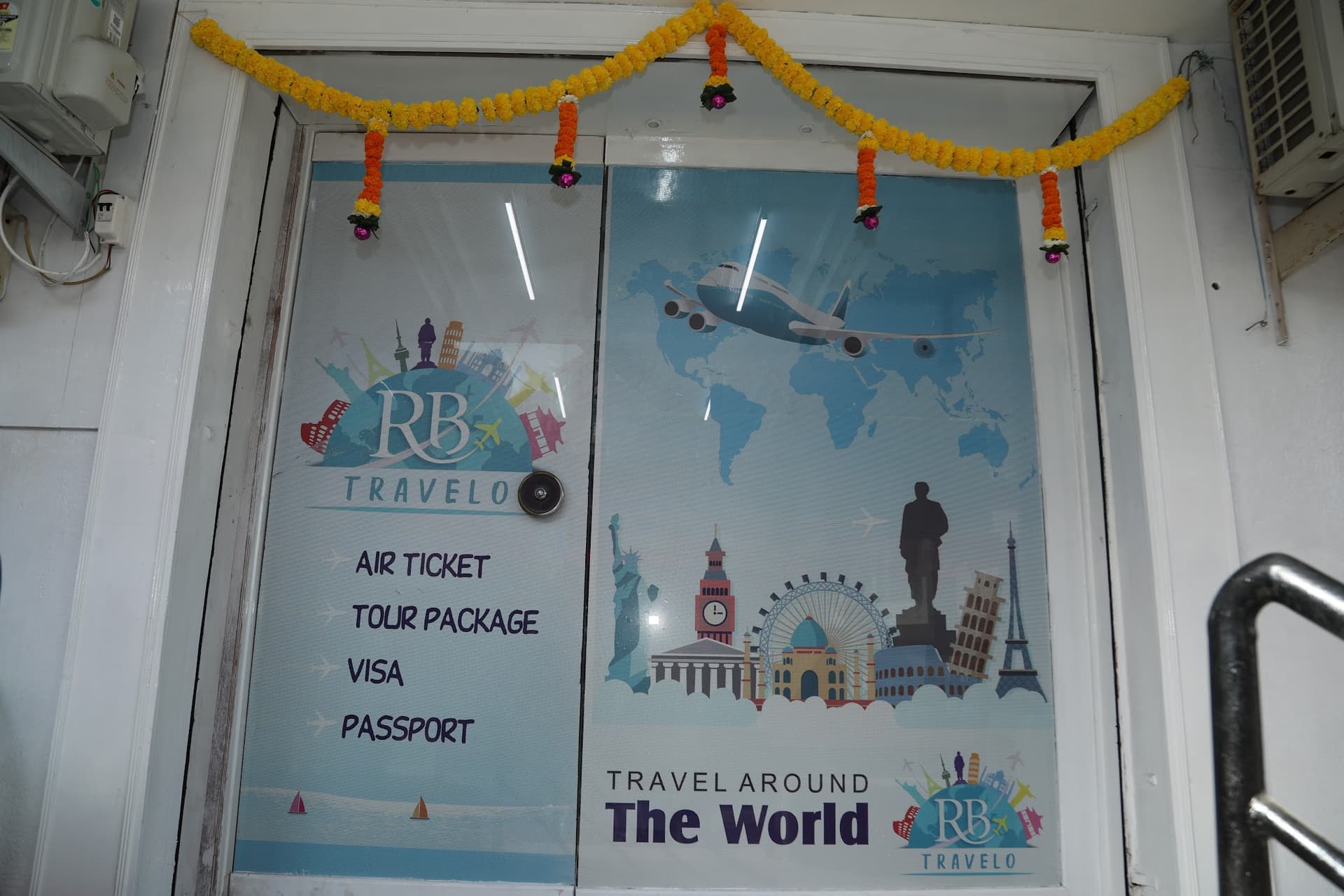 RB Travelo