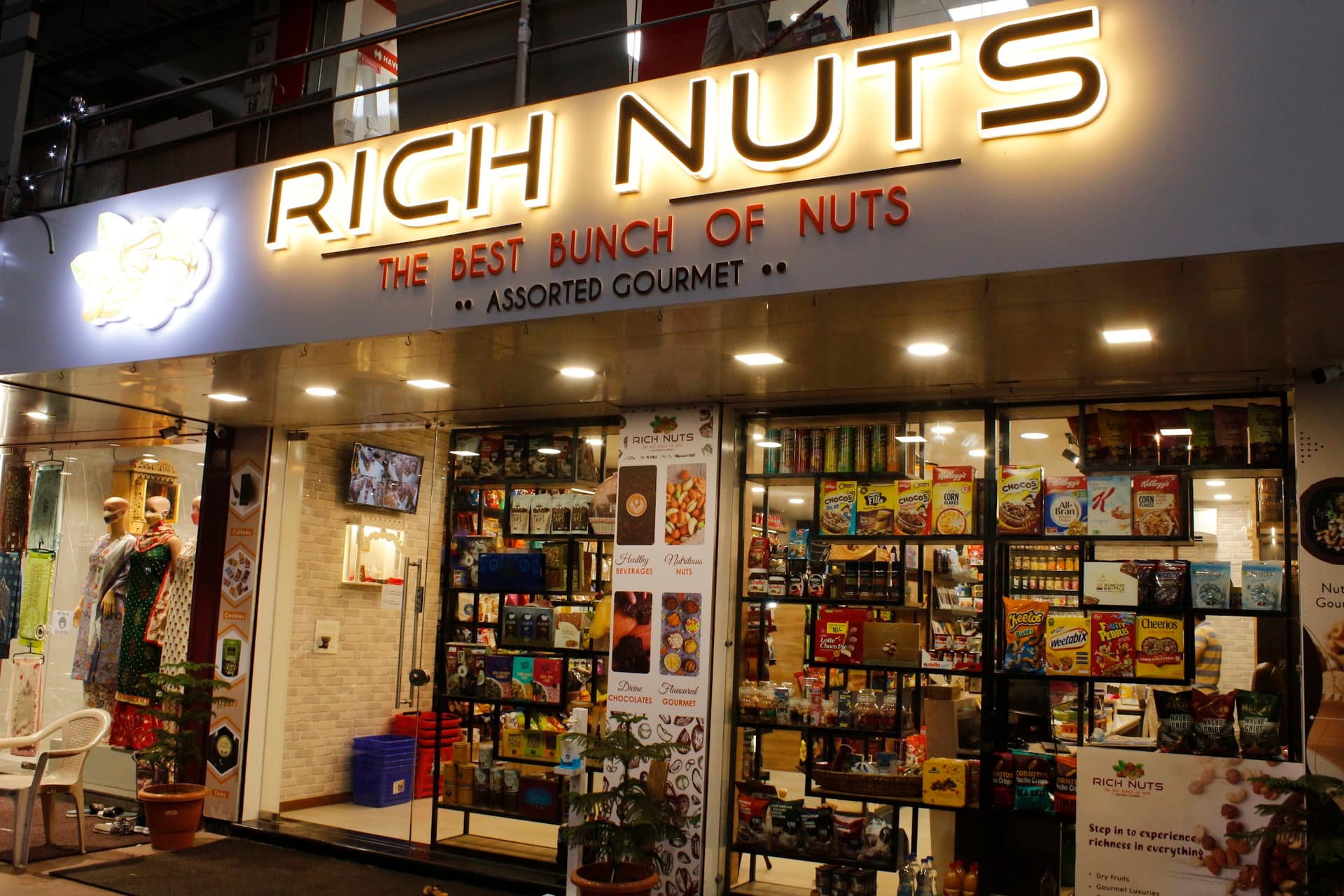 Rich Nuts - Gourmet Store