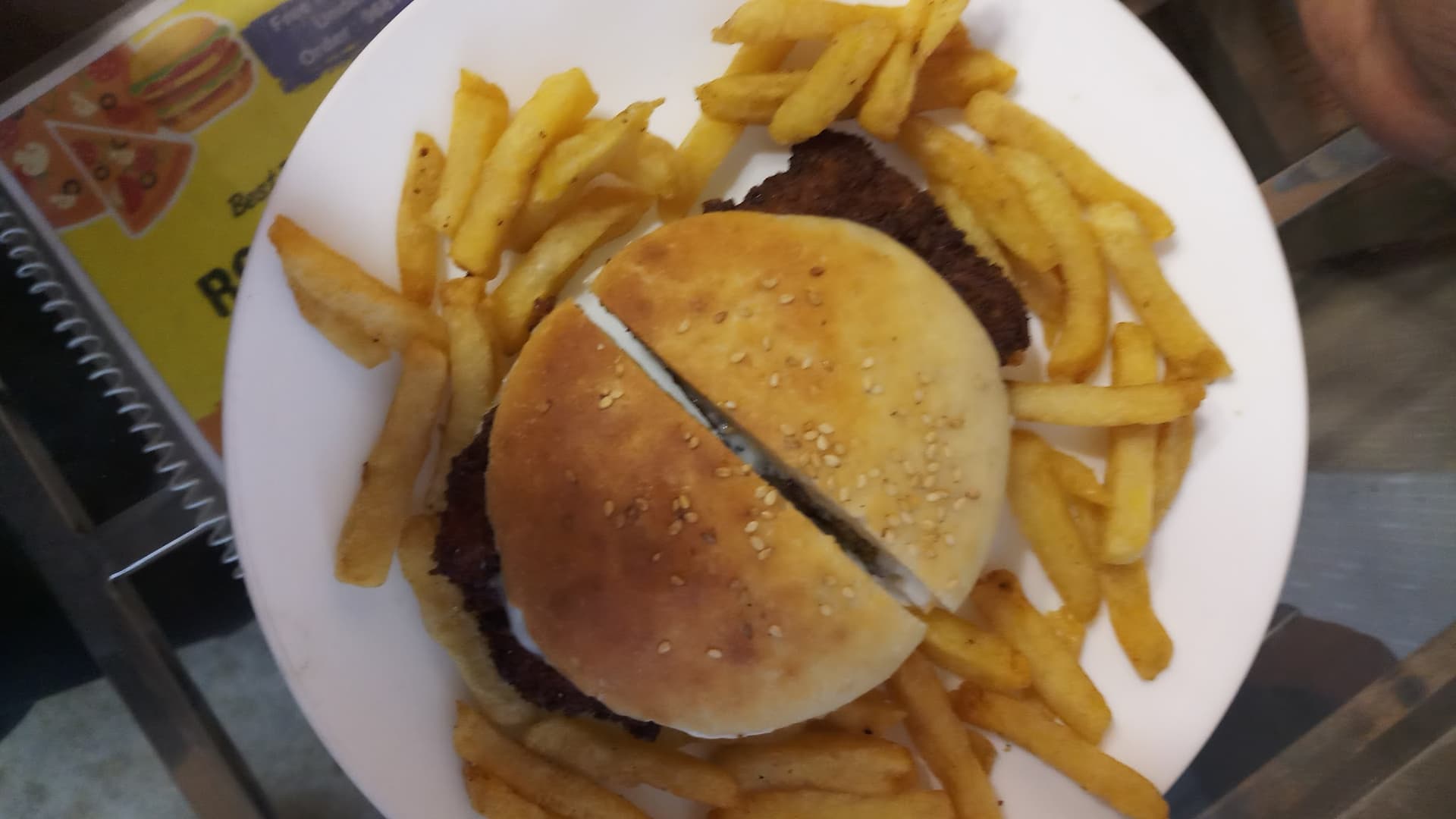 Royal Crush Pizzas & Burger