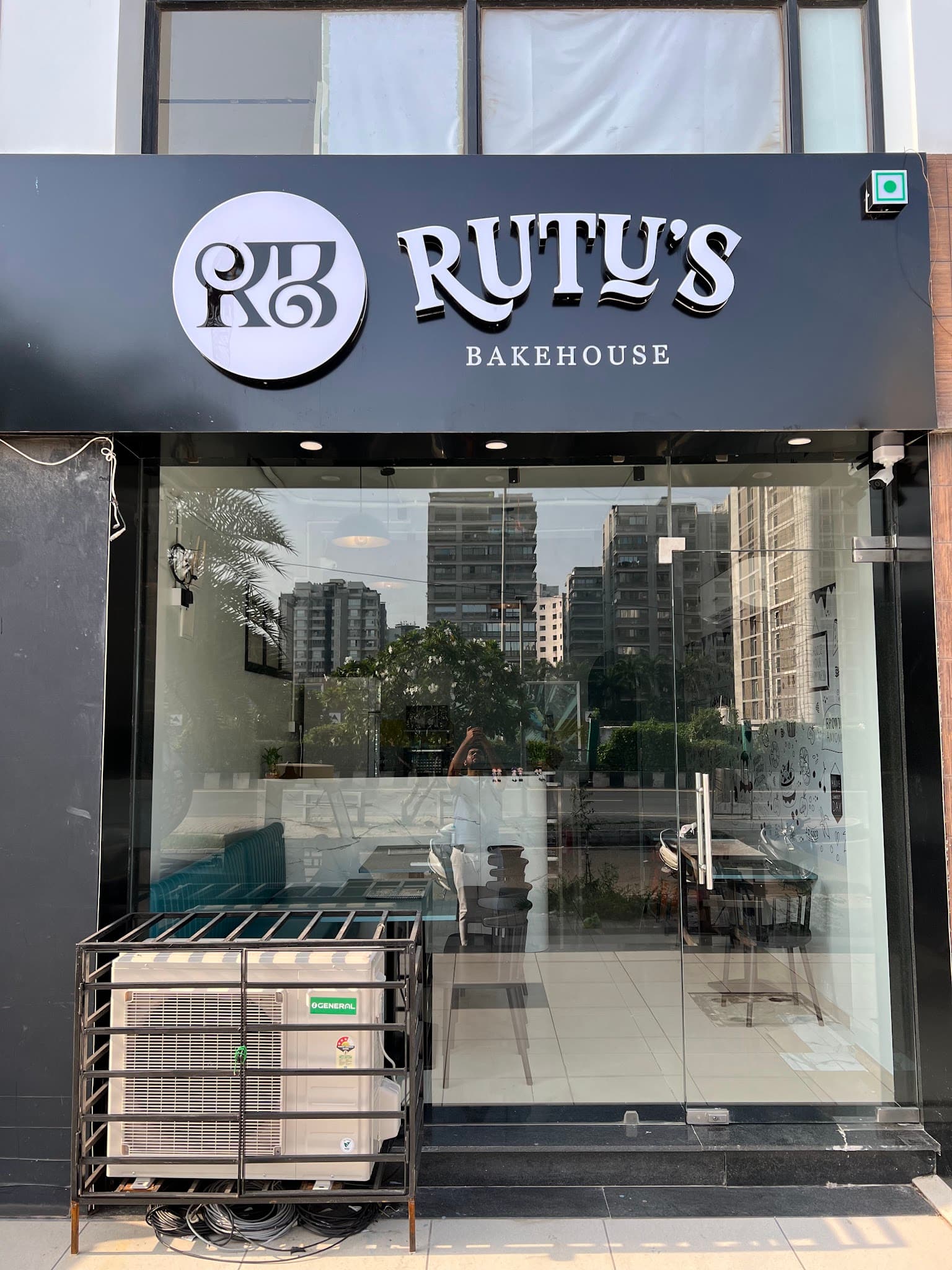 Rutu's Bakehouse