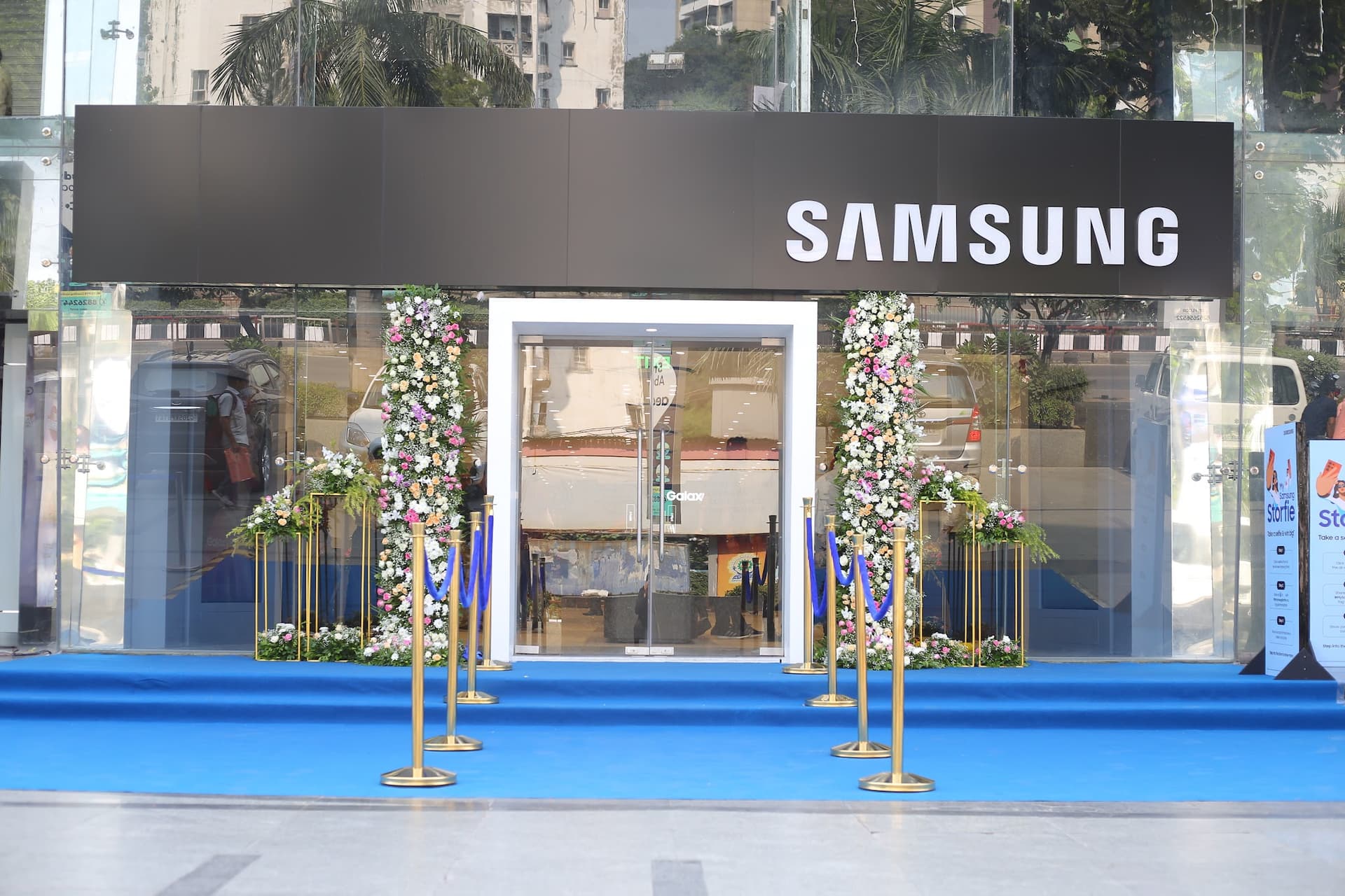 Samsung Experience Store - IBC Surat