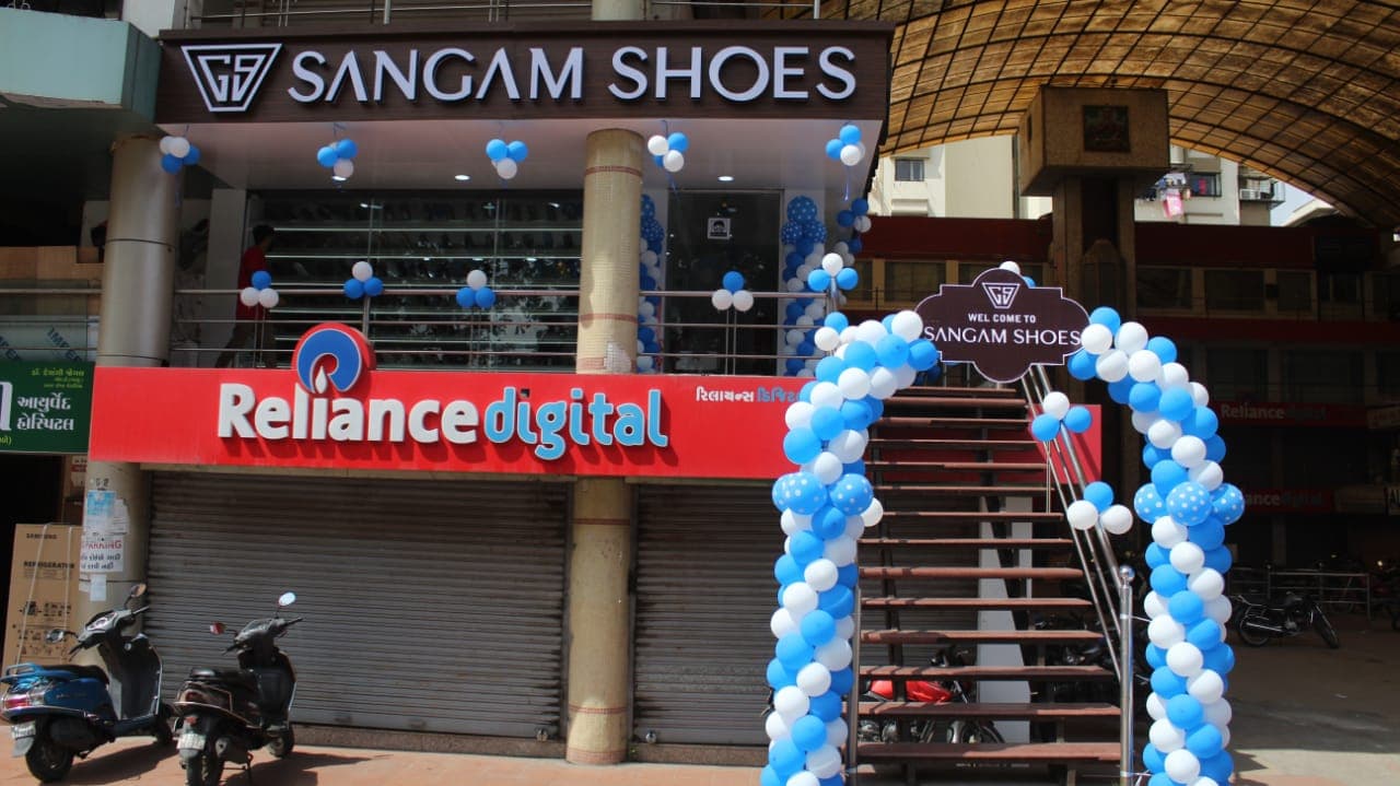 Sangam shoes (G9)
