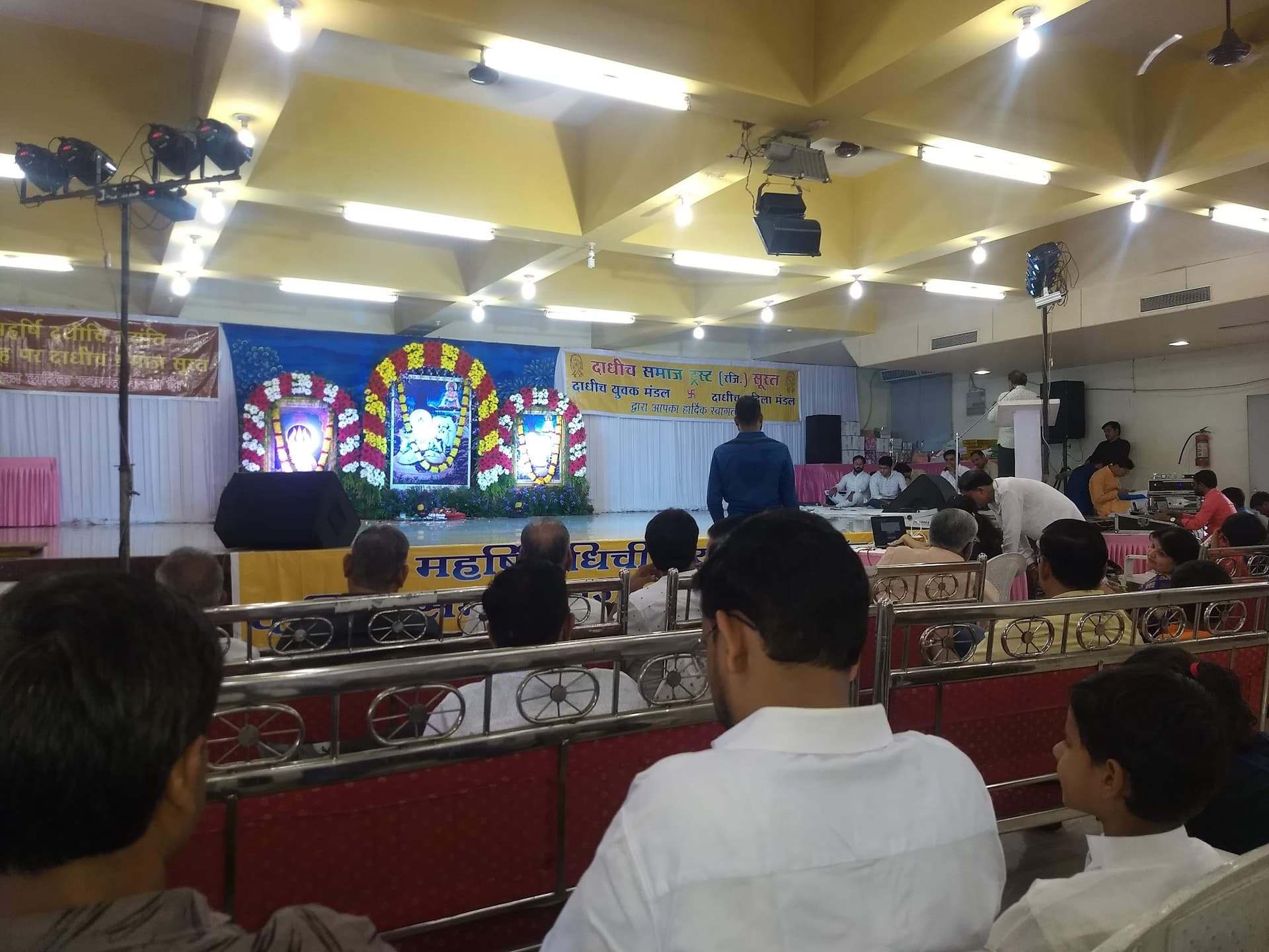 Sanskrutik Bhavan Leuva Patidhar Samaj