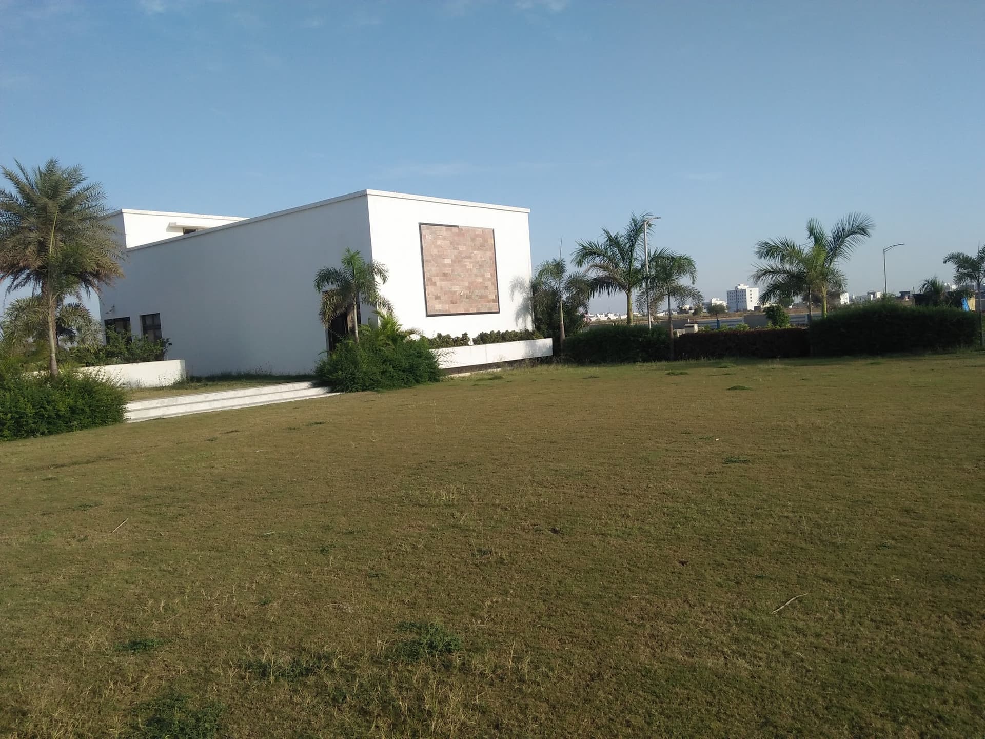 Seven Sky Living