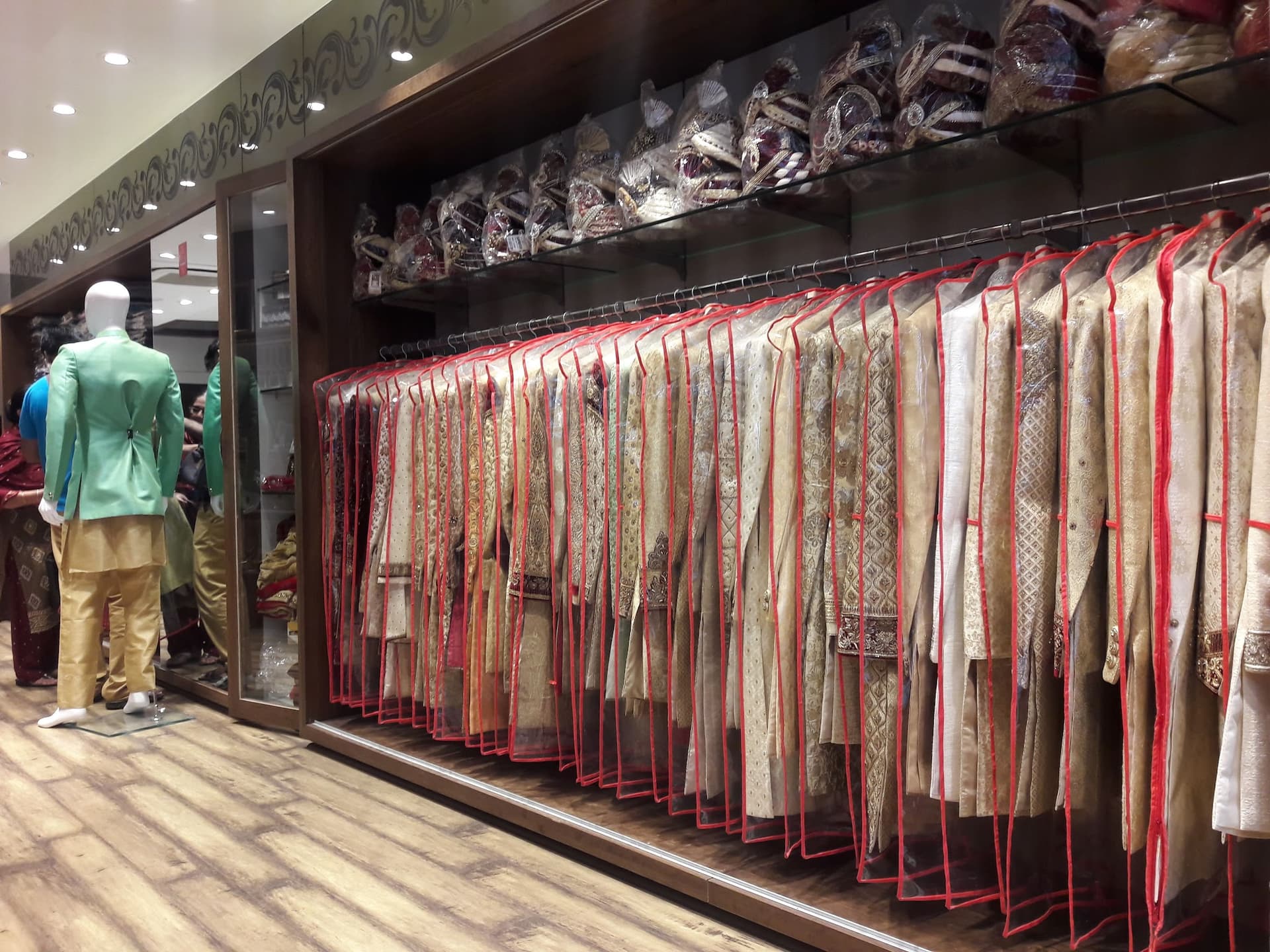 Singapuri Fabrics