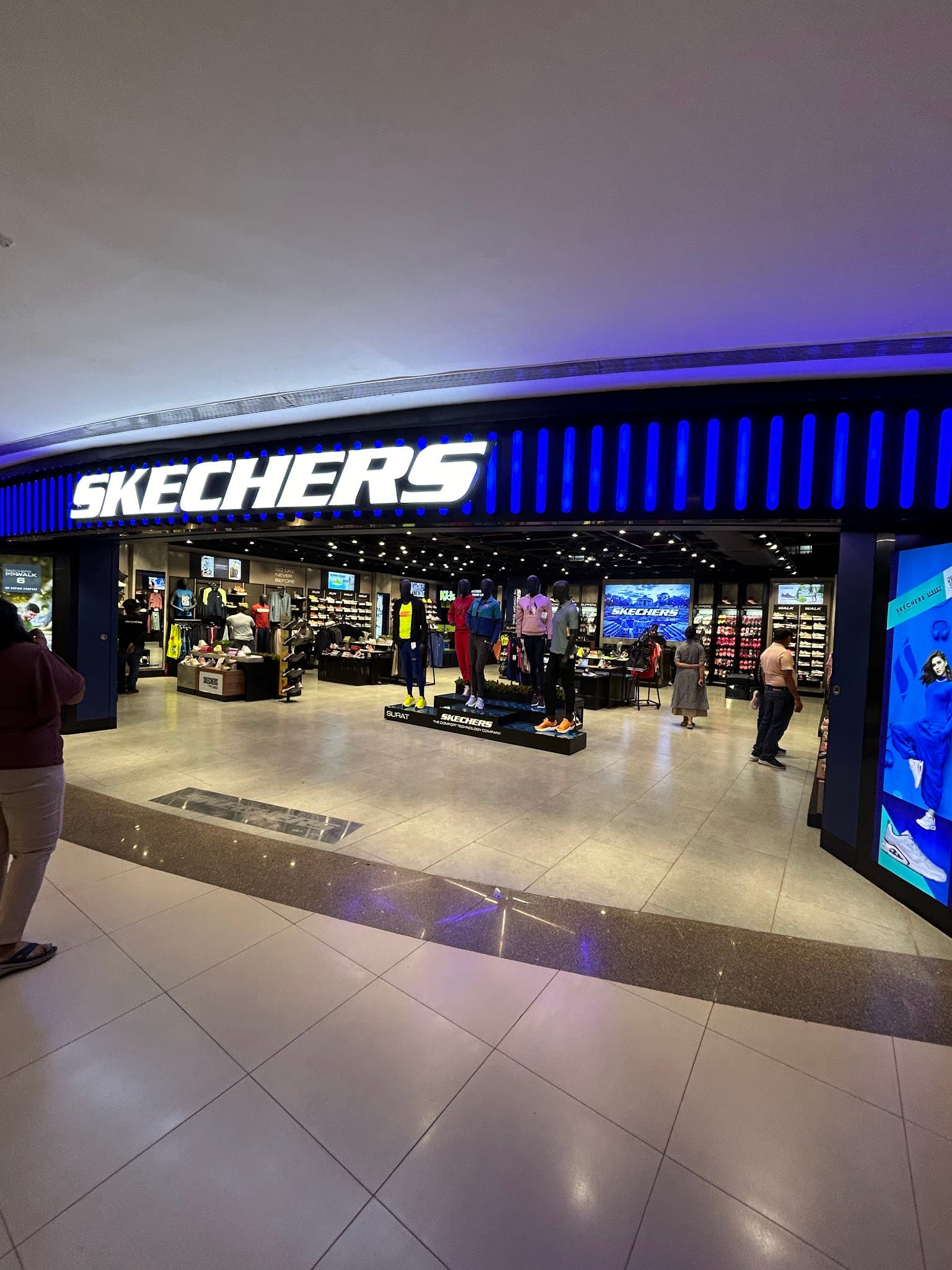 Skechers