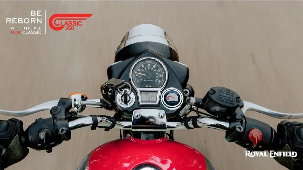 𝗦𝗧𝗥𝗘𝗘𝗧 𝗕𝗜𝗞𝗘 - Bike on Rental | Two Wheeler | Scooty on Rent | Activa on Rent in Surat