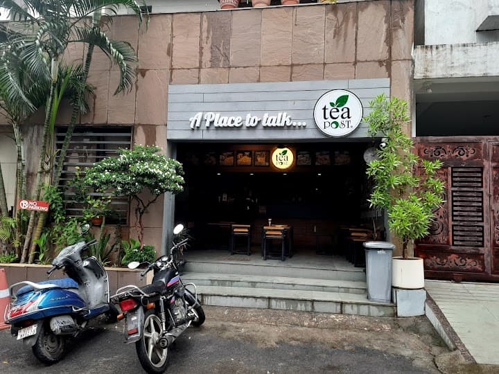 Tea Post
