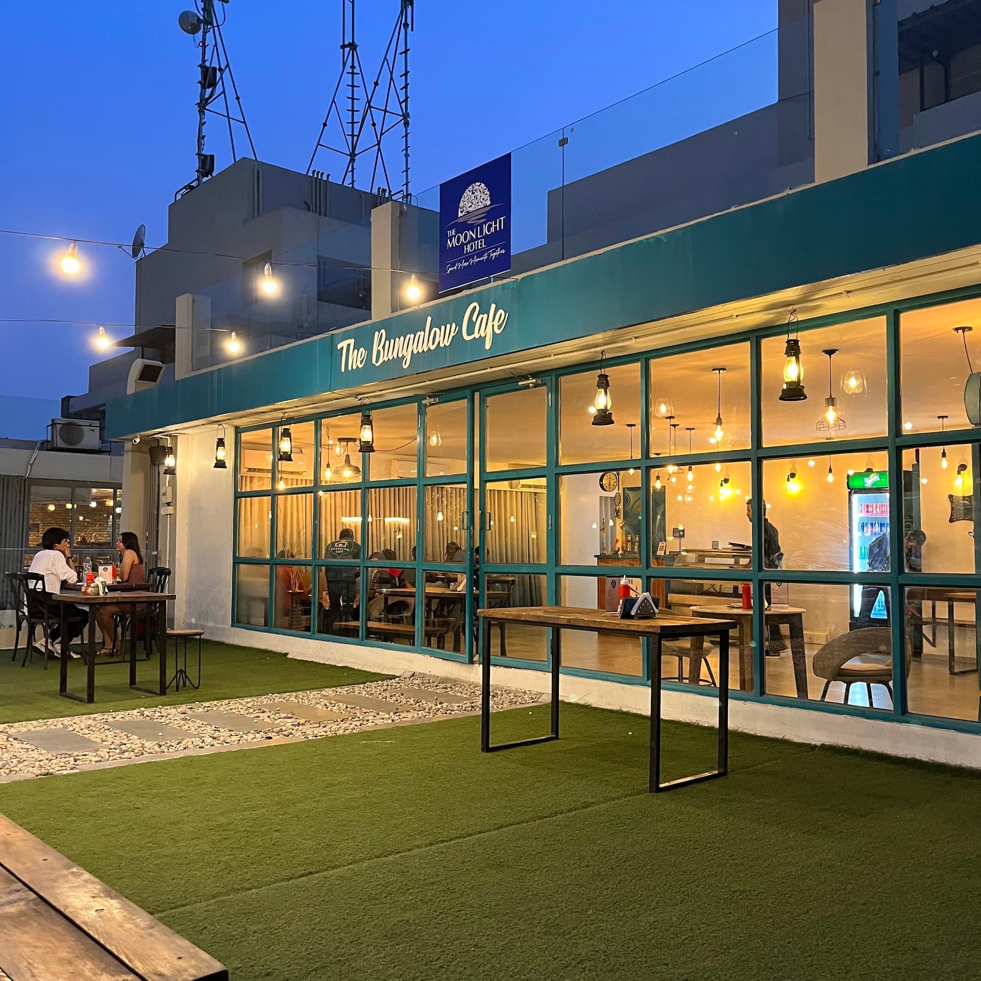 The Bungalow Cafe
