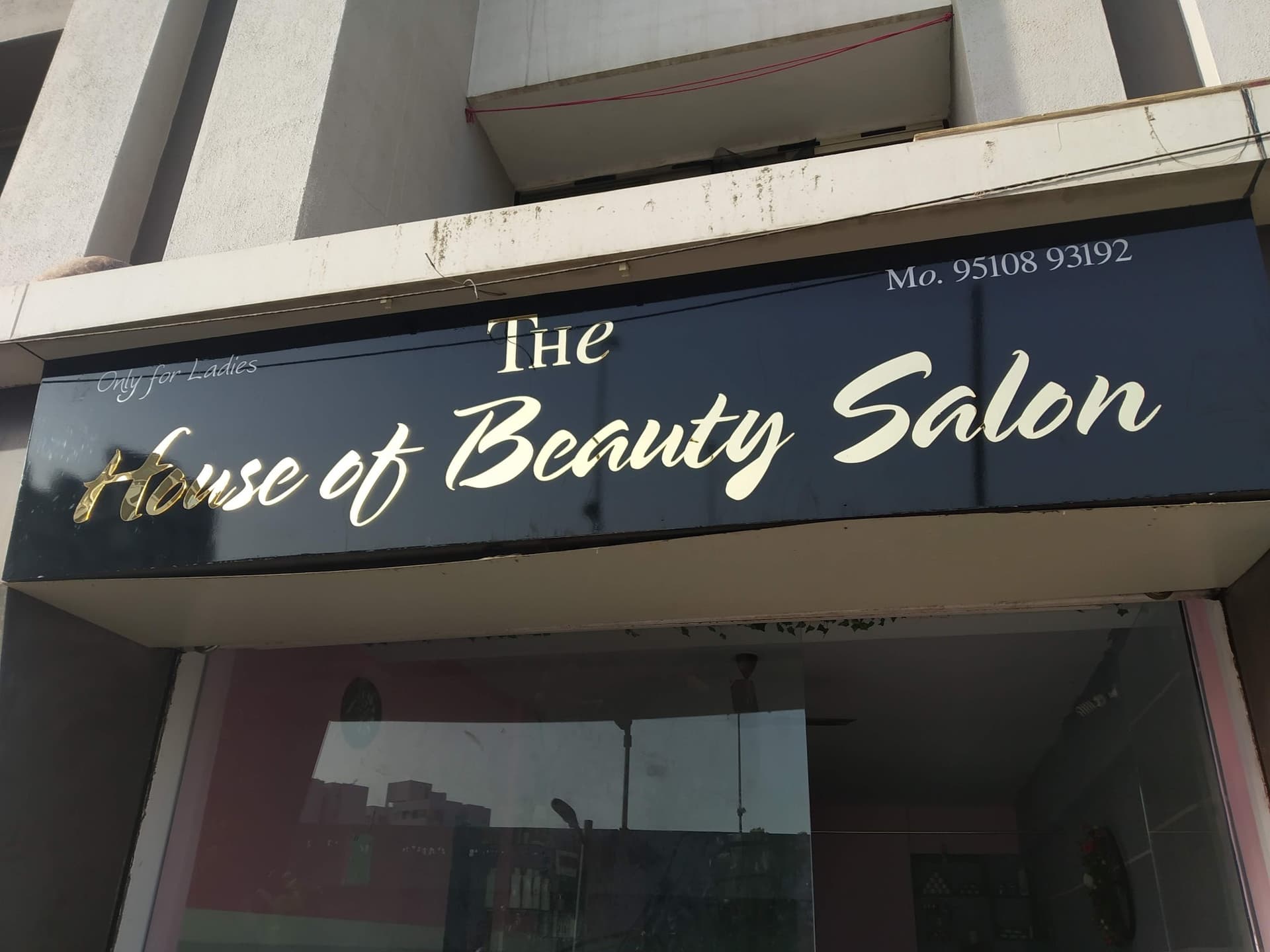 The House of Beauty Salon