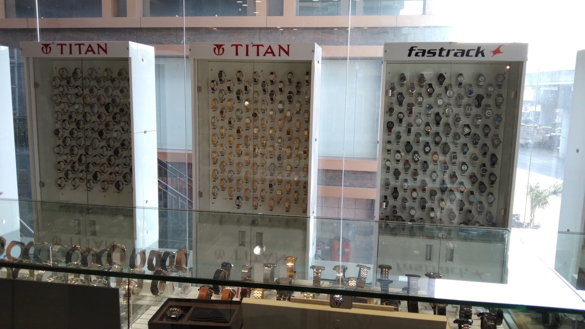 TITAN Time One