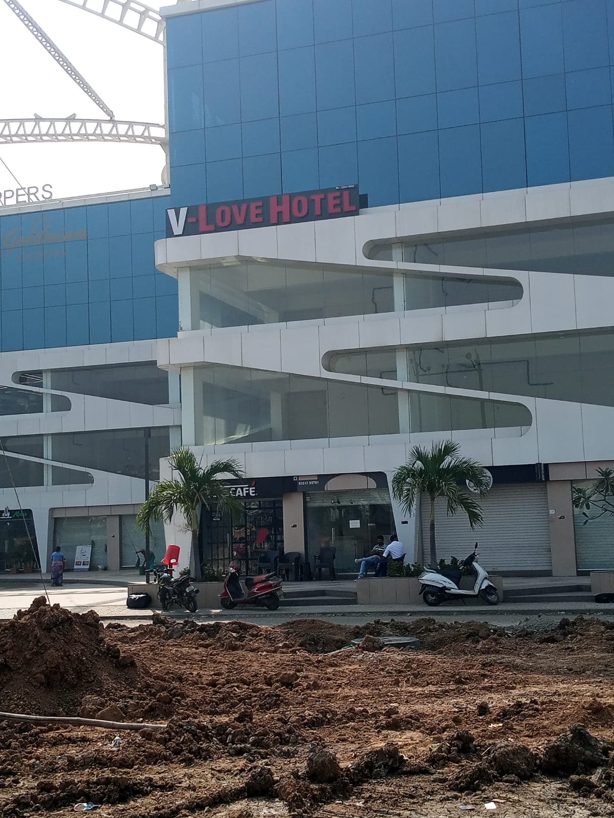 V Love hotel
