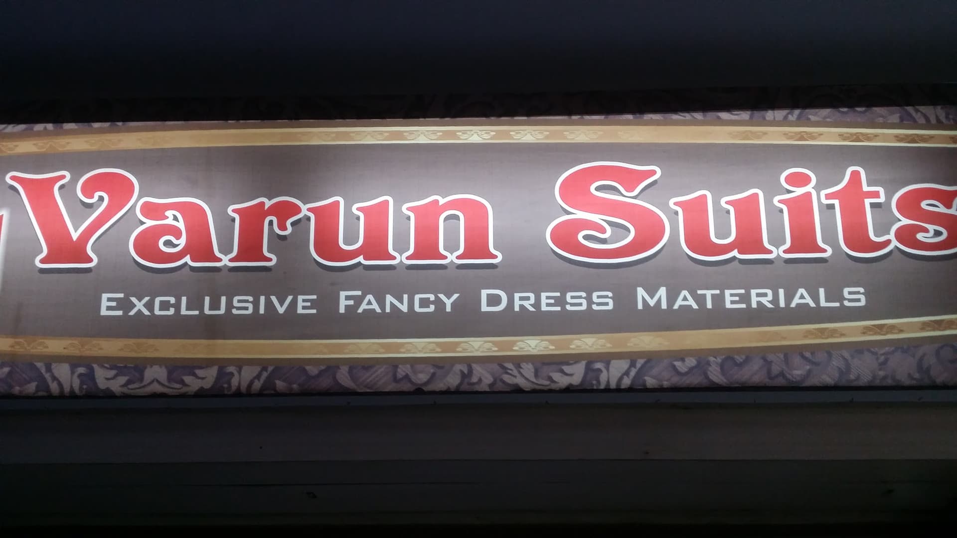 Varun Suit House
