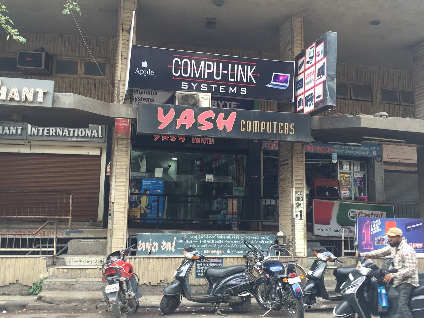 Yash Computers