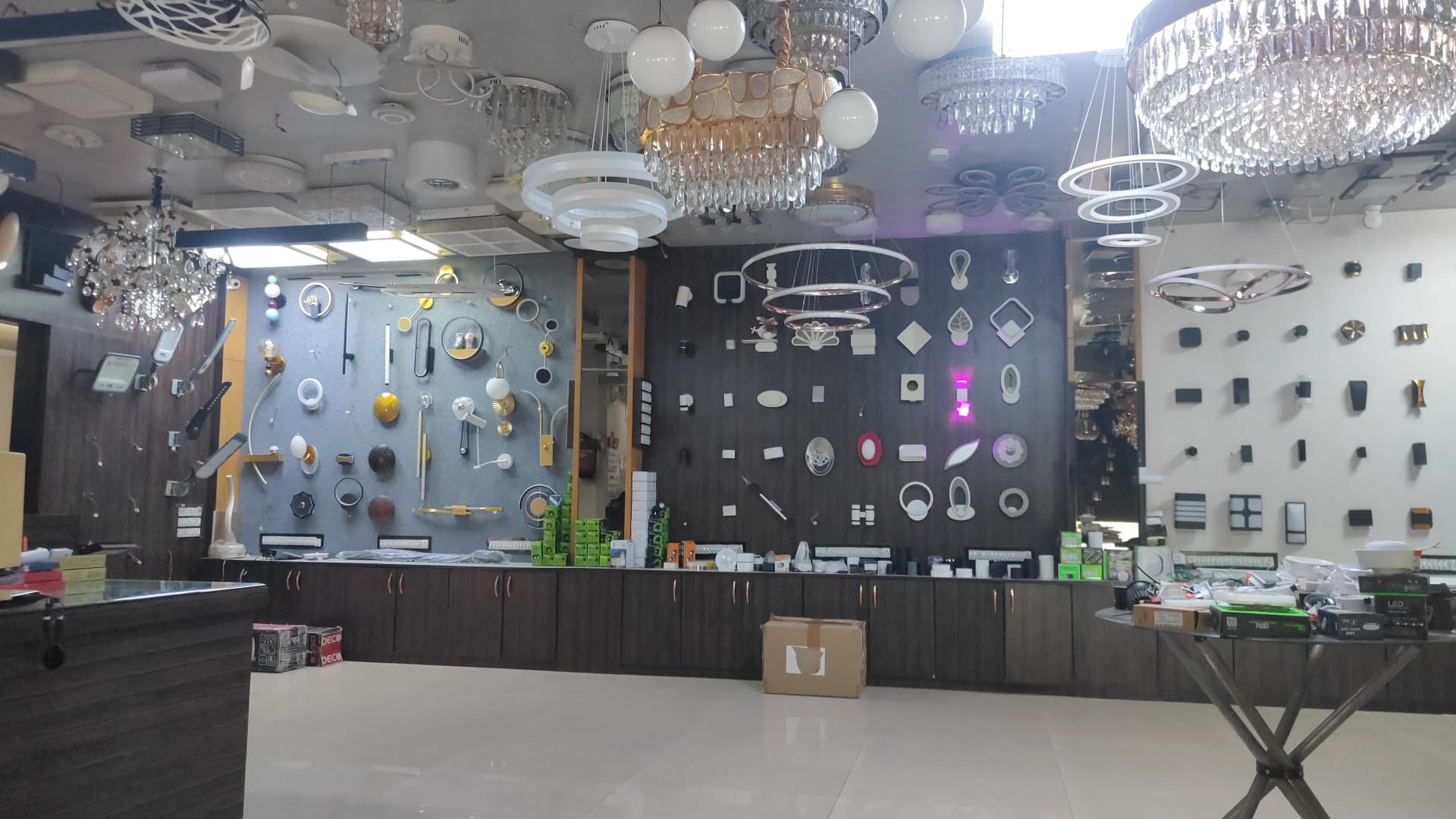 Zoomer Gallery