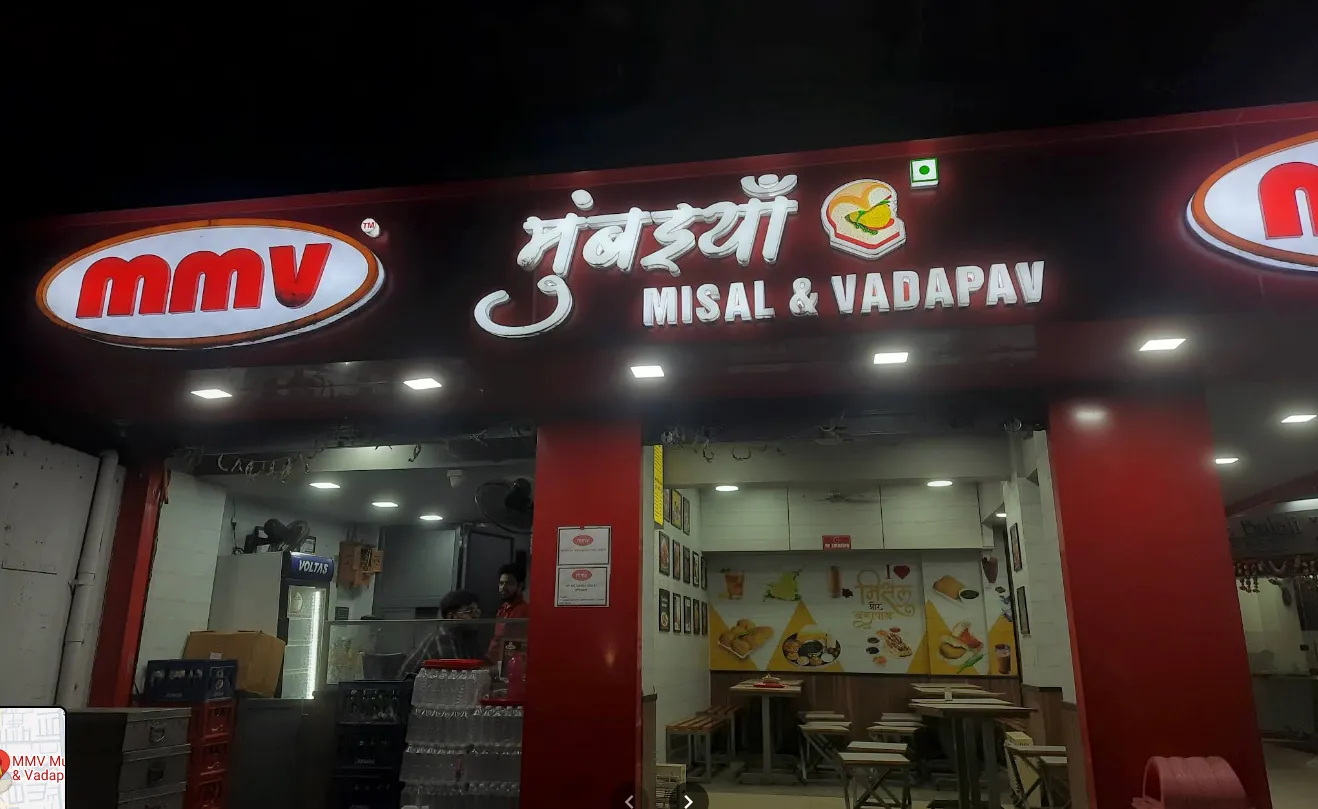 MMV Mumbaiya Misal & Vadapav LP Savani